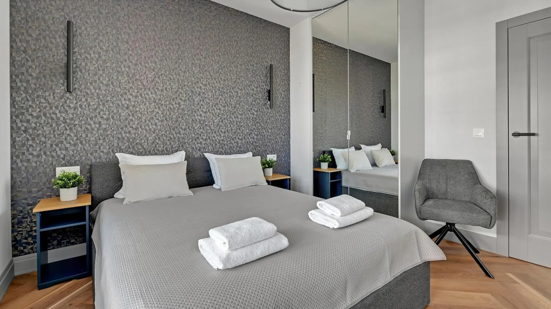 Doki Apartments By Staywin Gdańsk 0*,