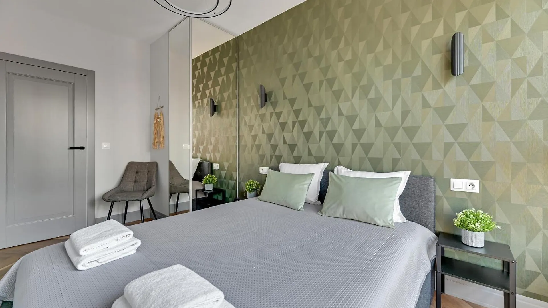 Doki Apartments By Staywin Gdańsk