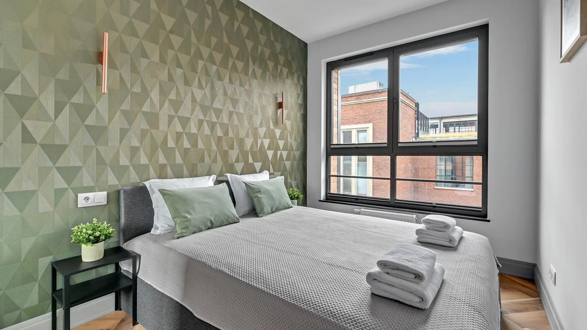Doki Apartments By Staywin Gdańsk
